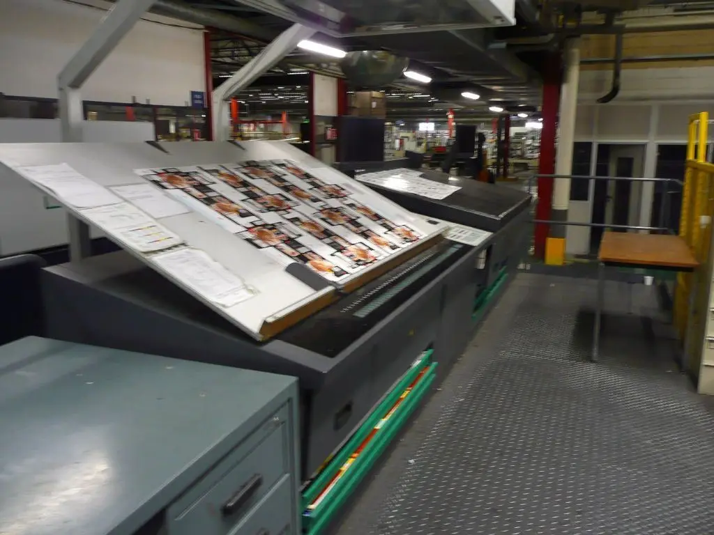 Manroland R 900-6  LTTLV HYBRID (SIZE 6) 2004 ref.24036471