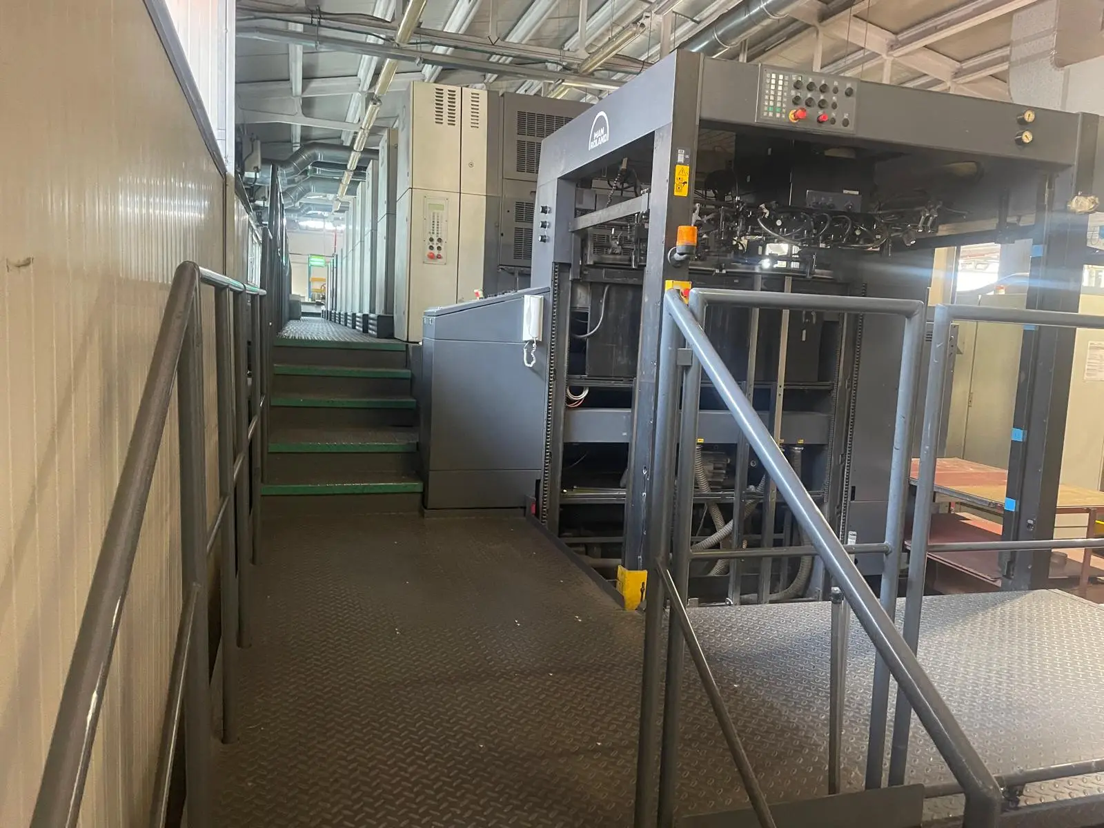 Manroland R 900-6  LTTLV HYBRID (SIZE 6) 2004 ref.24036471